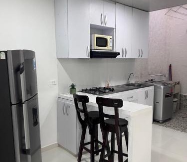 Ginebra Apartment | Amplio apartamento, zona tranquila y cerca al parque