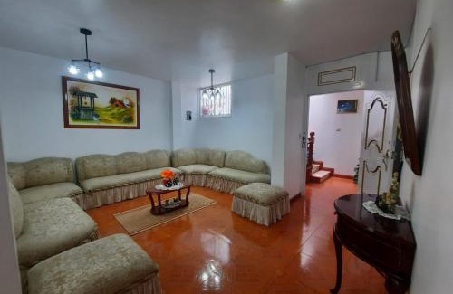 Loja Apartment | Amplio departamento