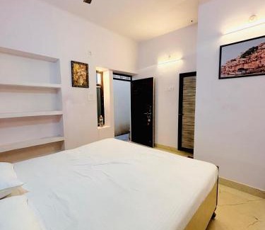 Varanasi House | Amrit Ganga Guest house