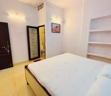 Varanasi House | Amrit Ganga Guest house