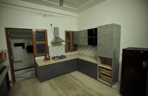 Shri Madhopur Hotel | Amritam Palace A Luxury AC Home Stay