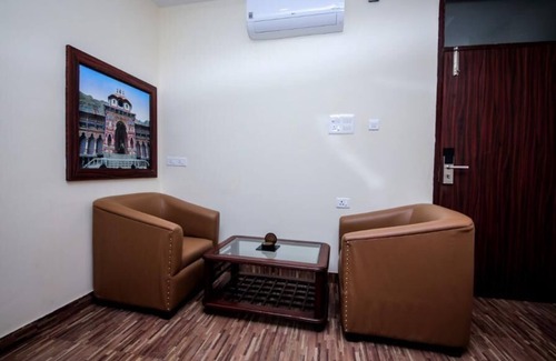 Dunda Hotel | Amritara Social Palace