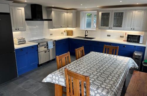Amroth House | Amroth Holiday home with Sea views