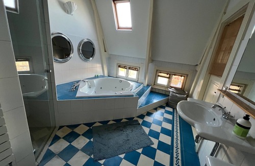 Oude Pijp Apartment | Amstel riverside Apartment