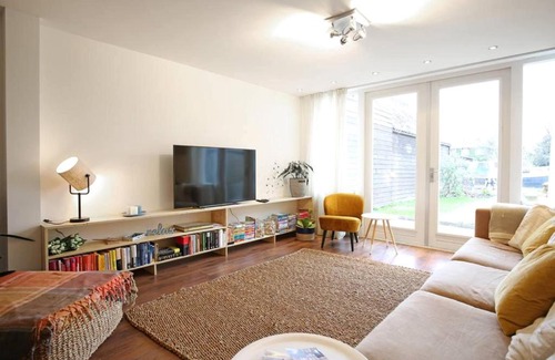 Uitgeest House | Amsterdam Beach house