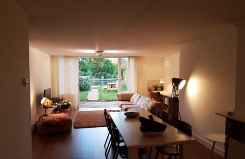 Uitgeest House | Amsterdam Beach house