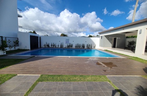 Llanos de Gurabo I Apartment | Amueblado Miralles