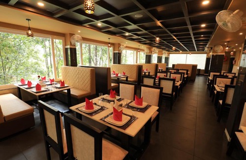 Anachal Resort | AMUSE VISTA RESORTS AND SPA
