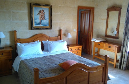 Gharb Villa | An affordable luxury 5 bedrooms Villa with pool for Family, Friends and Fun