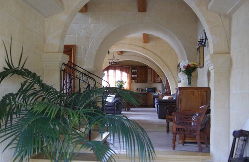 Gharb Villa | An affordable luxury 5 bedrooms Villa with pool for Family, Friends and Fun