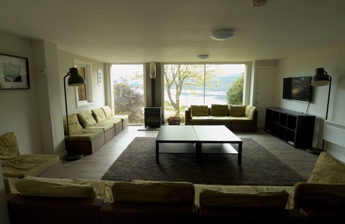 Fearnan Cabin | An amazing location and venue for a special weekend with family and friends!