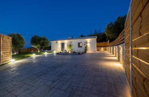 Neromilos Villa | An ar Villa