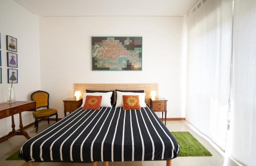 Como Apartment | An Artist's Place