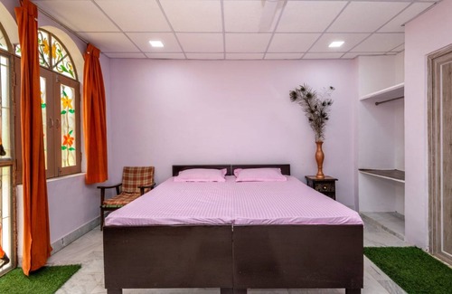 Nivari Hotel | An Authentic Village Farm Jhansi