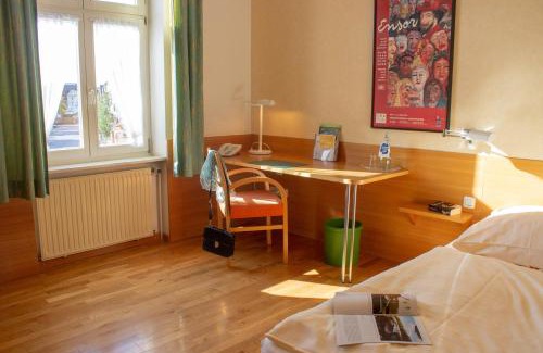 Luenen Hotel | An der Persiluhr Stadt-gut-Hotel