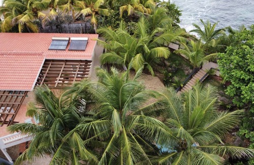 Puntas Villa | AN ECO-FRIENDLY BEACH VILLA - AT SANDY BEACH