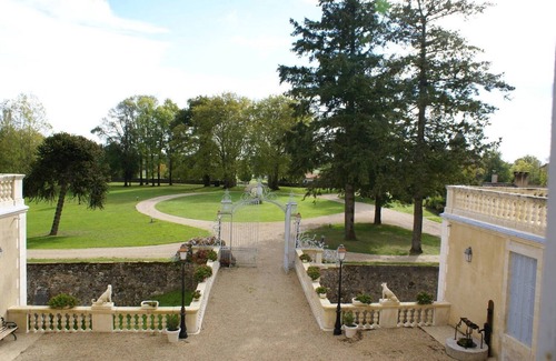 Les Forges Apartment | An enchanting chateau set in 10 hectares of wooded parkland, in absolute peace and quiet!