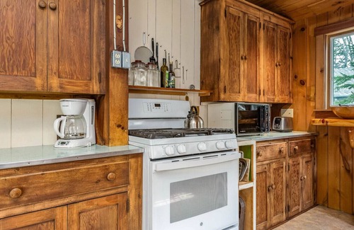 Southport Cottage | An enchanting Maine cottage, where timeless charm meets modern luxury!