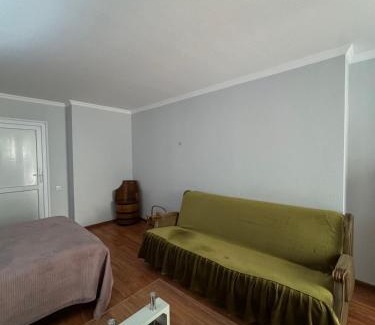 Tsinandali Apartment | AN guest house