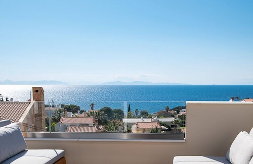 Neapoli Villa | An ideal escape destination on the Athenian Riviera