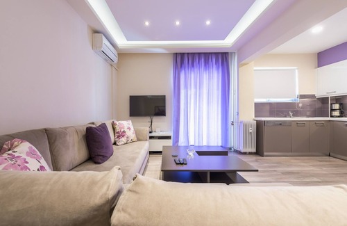 Glyfada Apartment | An Impressive 2 bdr Apt in Glyfada