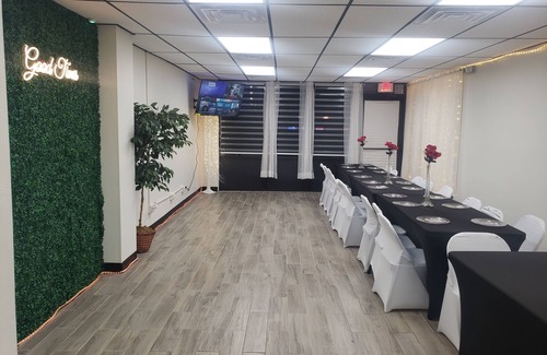 Frankfort House | An Intimate & cozy event space