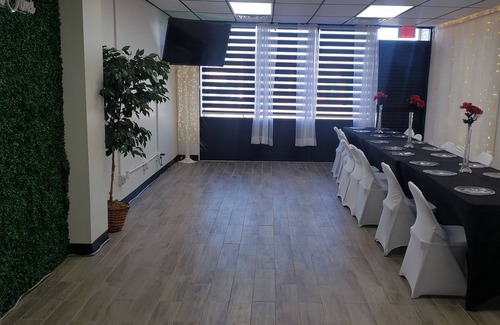 Frankfort House | An Intimate & cozy event space