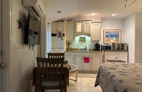 Holmes Beach Villa | An Island Getaway at Palm Tree Villas