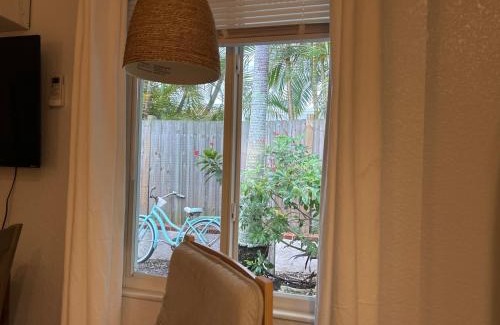 Holmes Beach Villa | An Island Getaway at Palm Tree Villas