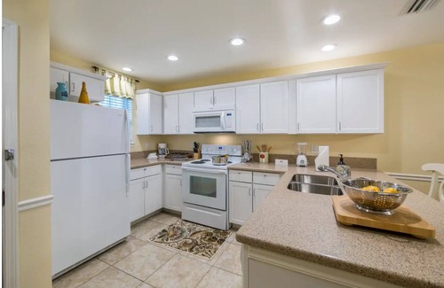 Flint Apartment | An oasis getaway in North Texas - 2BD /2BA with kitchen