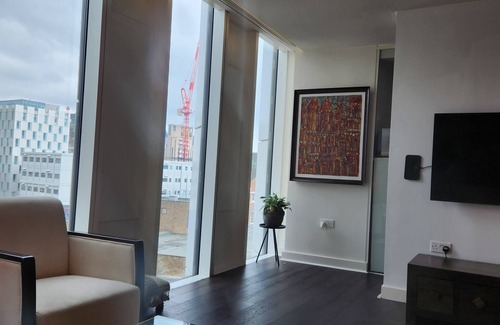 Cathedrals Apartment | An oasis of calm in a vibrant area of Central London, close to South Bank