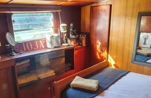 Bois Blancs Boat Rental | An unusual night on a Barge
