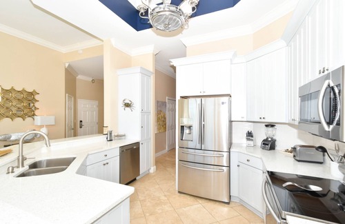 Fort Walton Beach - Destin Condo | An updated, modern star on the Gulf Coast shoreline! 🌟