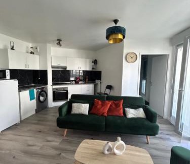 Champigny-sur-Marne Apartment | Ana