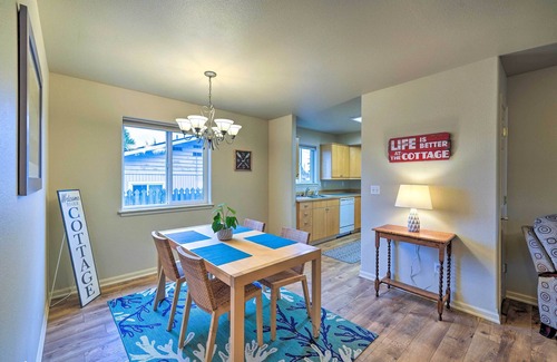 Anacortes Apartment | Anacortes Condo - Walk to Town, Marina, + Bay!