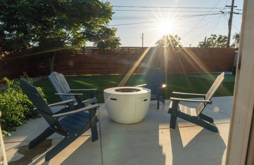 Southwest Anaheim House | Anaheim full 4Br2Ba home-Mini Golf&games near Disneyland, convention center