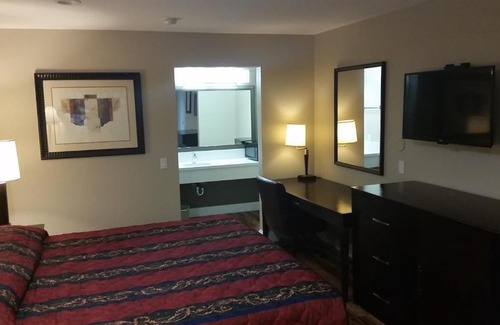 Southwest Anaheim Hotel | Anaheim Lodge