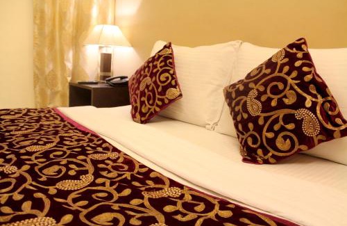 Sector D Hotel | Anand Bhawan