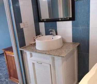 Pointe D'esny House | Anand Villa Guest house
