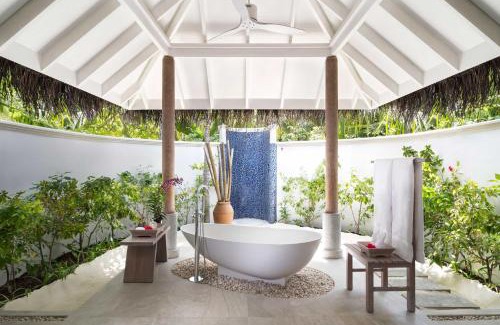 Veligandu Resort | Anantara Dhigu Maldives Resort