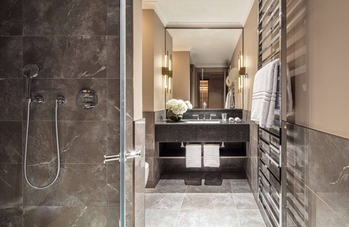 Jean-Medecin Hotel | Anantara Plaza Nice Hotel - A Leading Hotel of the World