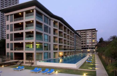 North Pattaya Apartment | Ananya Beachfront Wongamat Paradise