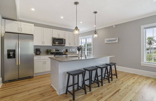 St. Augustine Apartment | Anastasia Grand #6 - Walk to Downtown