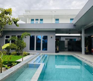 Davao House | Anavada Suites - Davao City
