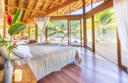 Nunue House | ANAVAI LODGE