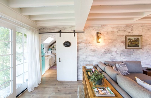 Ballard House | Anavo Farm's Stylish Sheep Retreat