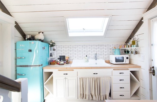 Ballard House | Anavo Farm's Stylish Sheep Retreat