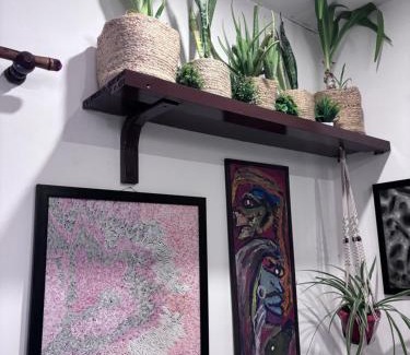 South Extension Apartment | Anavrin Art House
