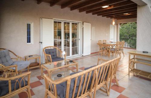 Agii Theodori House | Anax Villa