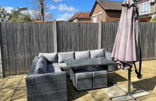 Highams Park Apartment | Anazing Studios 2 - North East London - Chingford